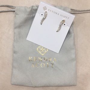 Kendra Scott Sinclair gold ear climber